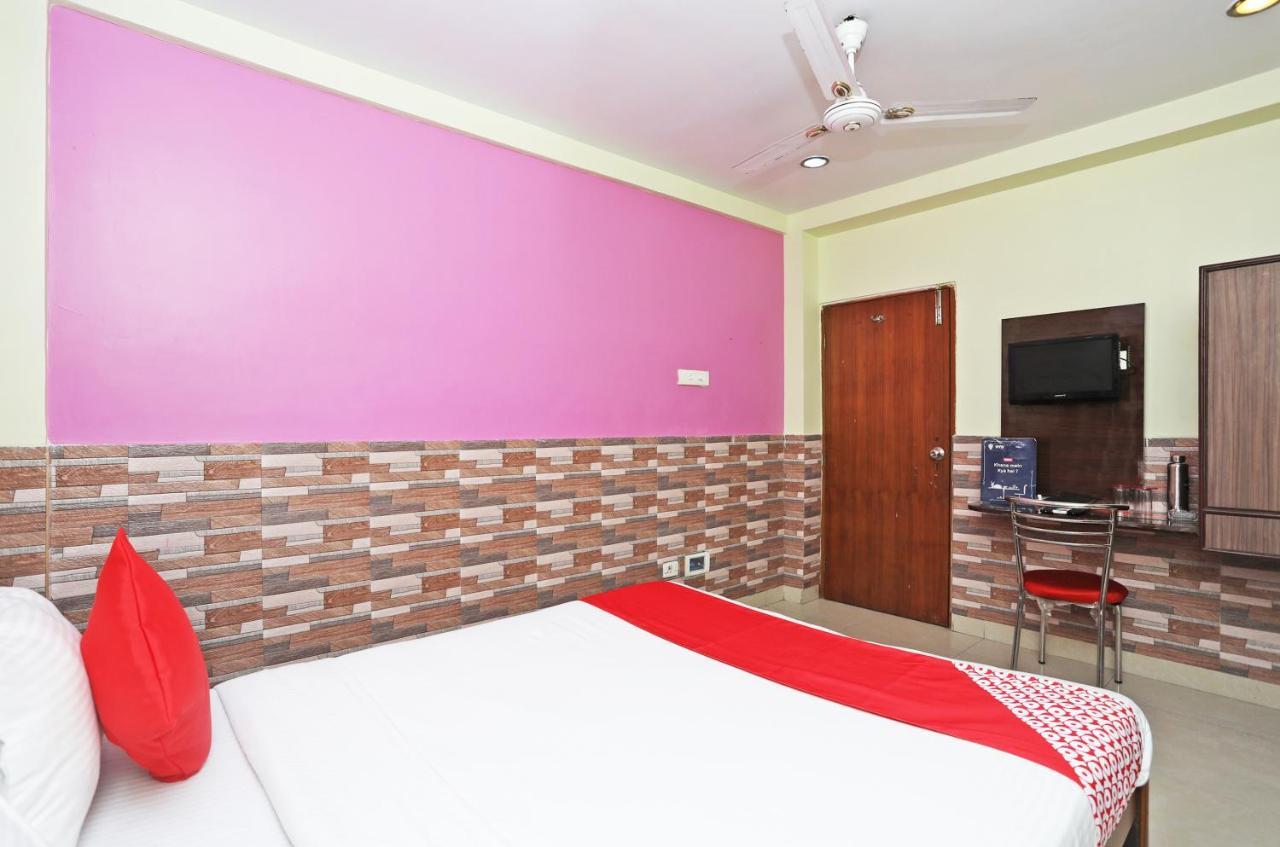 Oyo 14818 Sudarshan Apartment Calcutta  Esterno foto