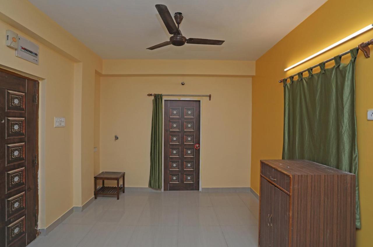 Oyo 14818 Sudarshan Apartment Calcutta  Esterno foto