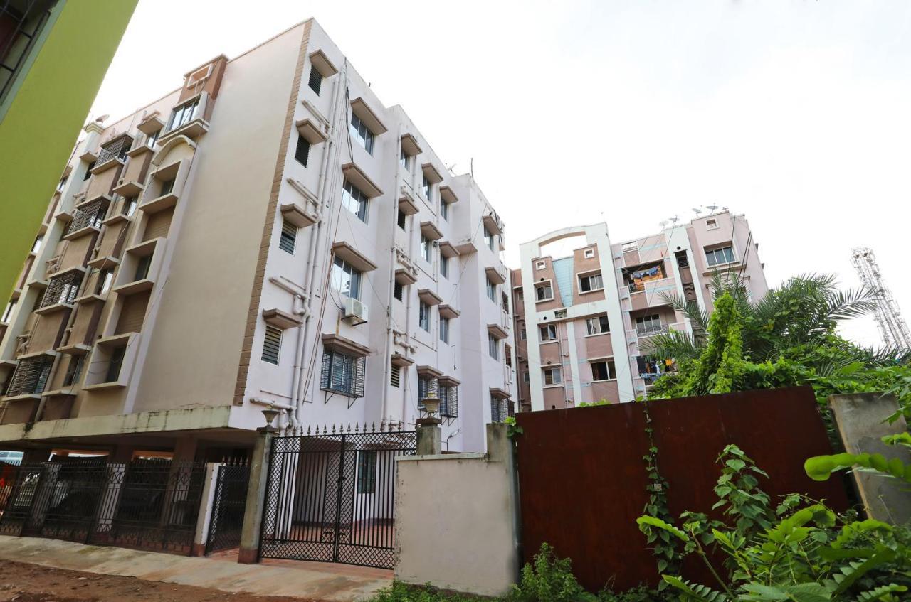 Oyo 14818 Sudarshan Apartment Calcutta  Esterno foto
