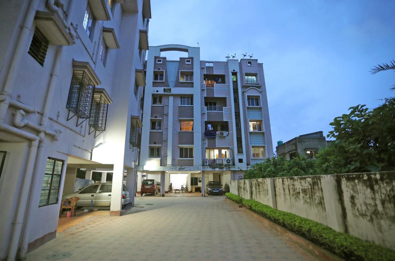 Oyo 14818 Sudarshan Apartment Calcutta  Esterno foto
