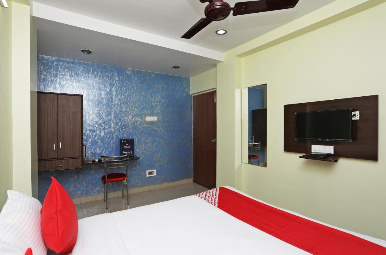 Oyo 14818 Sudarshan Apartment Calcutta  Esterno foto