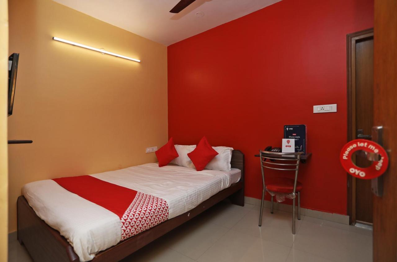 Oyo 14818 Sudarshan Apartment Calcutta  Esterno foto